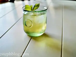 chá