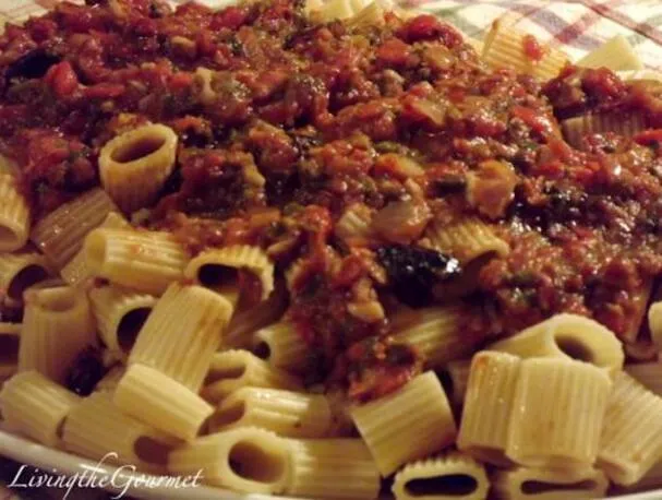 Molho de tomate fresco com anchovas!!!