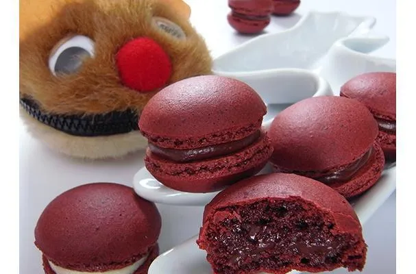 Macarudolph (Macarons de Veludo Vermelho)