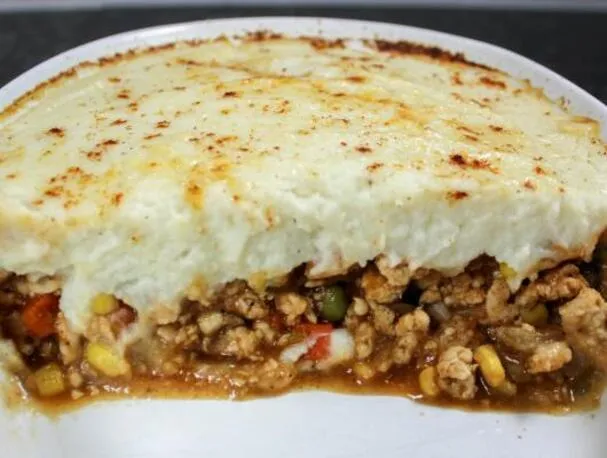 Torta de Pastor com Purê de Couve-flor