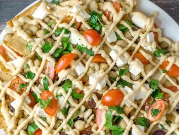 Nachos Mediterrâneos