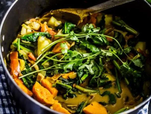 Batata e Curry de Coco