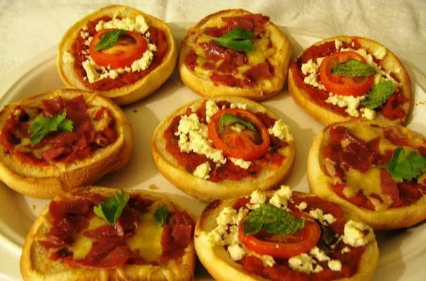 Mini Pãezinhos de Pizza Rápidos e Fáceis!