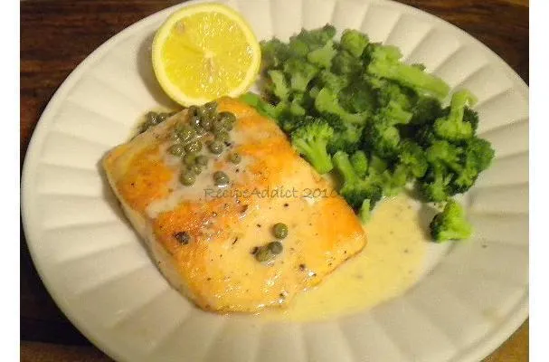 Salmão ao Molho de Creme de Vinho Branco