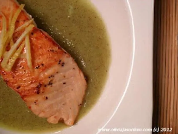 Salmão com Purê de Kiwi e Limão