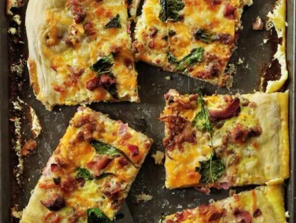 Pizza de Café da Manhã na Assadeira