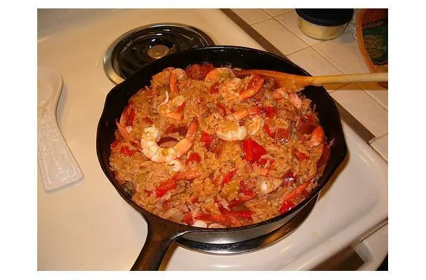 Jambalaya com Linguiça Defumada