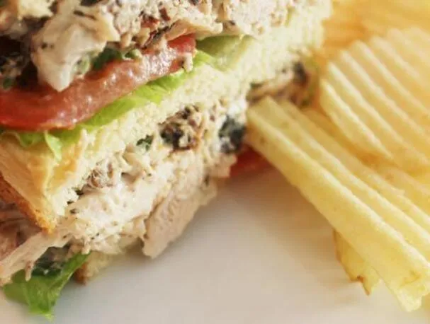 Salada de Peru Crioula "Frita" Defumada