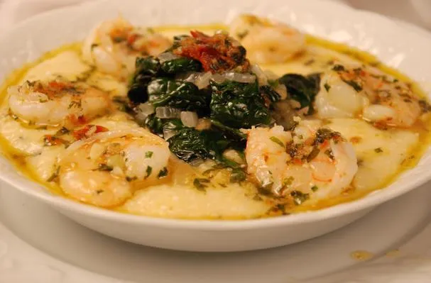 Uma bela do sul visita a Provença (Camarão e polenta ao estilo provençal)