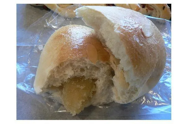 Pães de Amêndoa